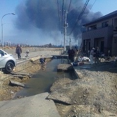 さくらんぼ前歩道（110313_132124