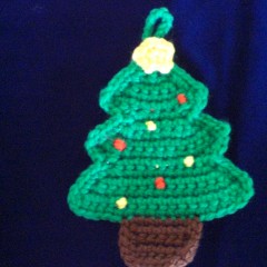 クリスマスツリー（２１０円）