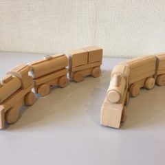 一寿園_⑬木製玩具　機関車