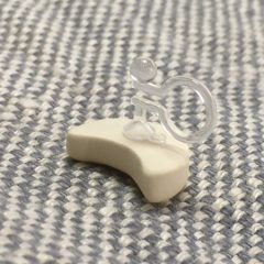 イヤリングみかづき_後ろ